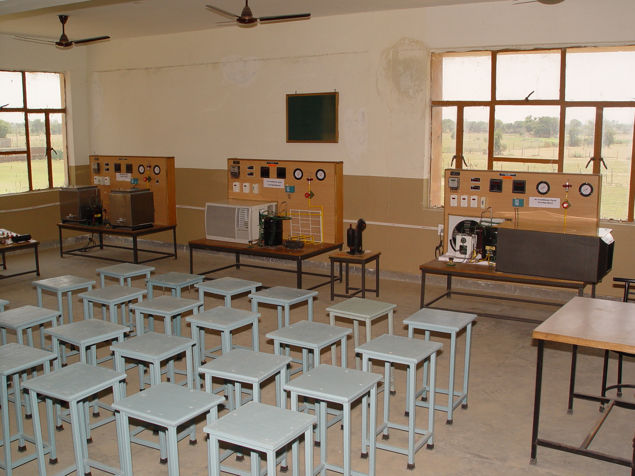 Electronics lab